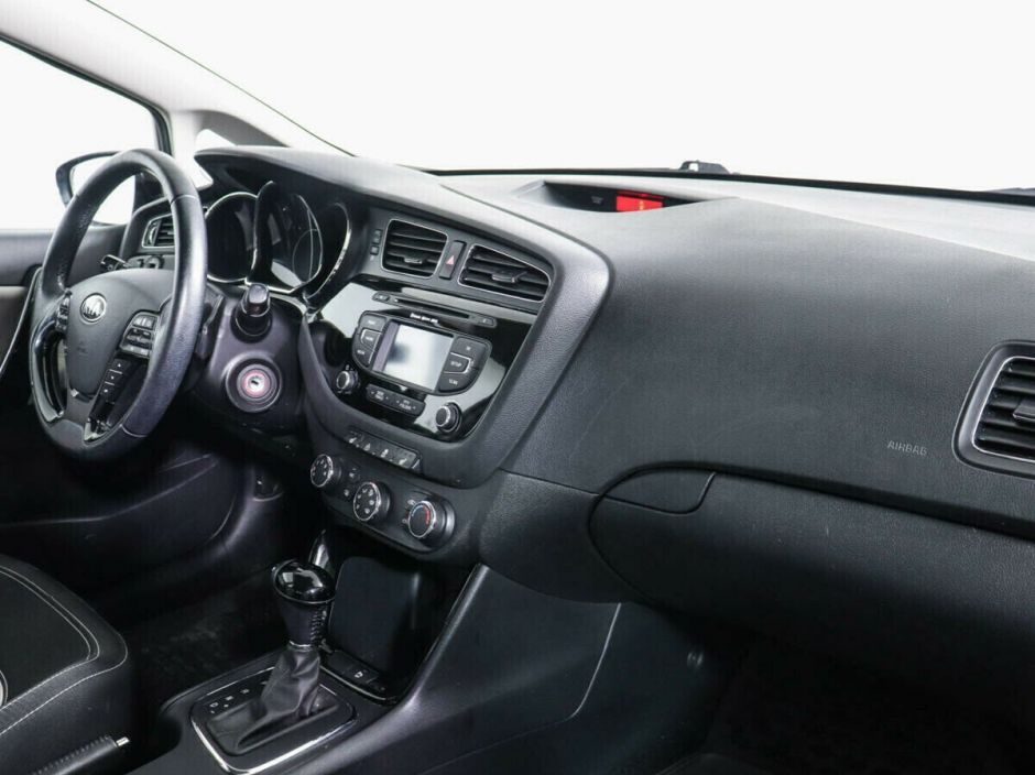 Kia Ceed 1.6 АКПП, 2012, 144 000 км фото 8