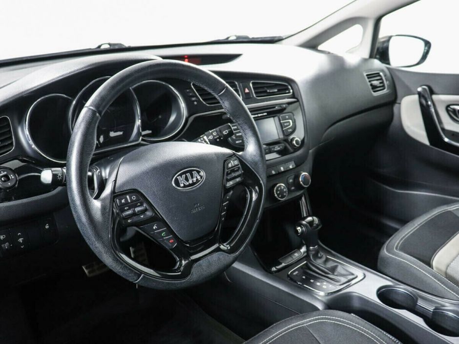 Kia Ceed 1.6 АКПП, 2012, 144 000 км фото 9