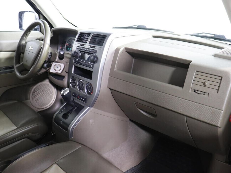 Jeep Liberty (Patriot) 2.4 CVT, 2007, 191 000 км фото 9