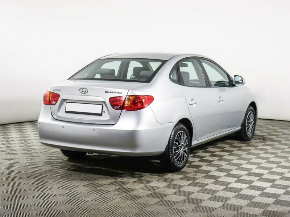 Hyundai Elantra 1.6 МКПП, 2010, 168 000 км фото 3