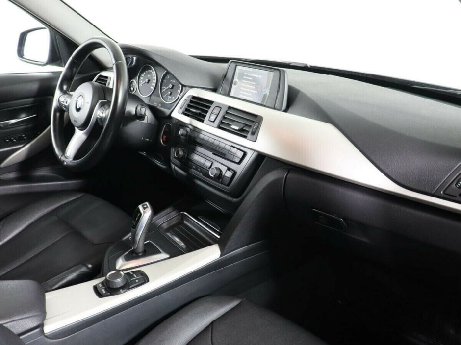 BMW 3 серии 1.6 АКПП, 2013, 125 000 км фото 6