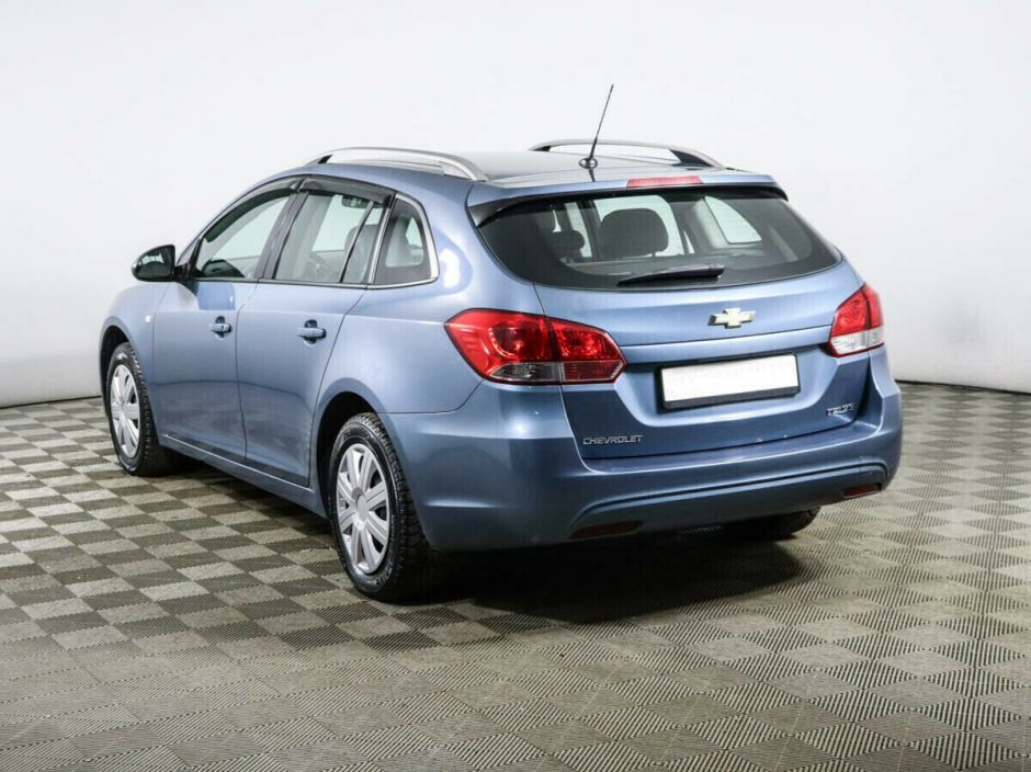Chevrolet Cruze 1.8 АКПП, 2012, 135 000 км фото 3
