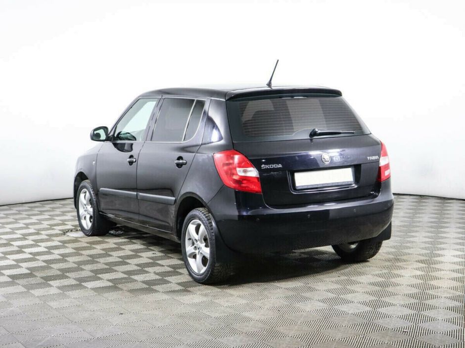 Skoda Fabia 1.6 АКПП, 2013, 120 000 км фото 3