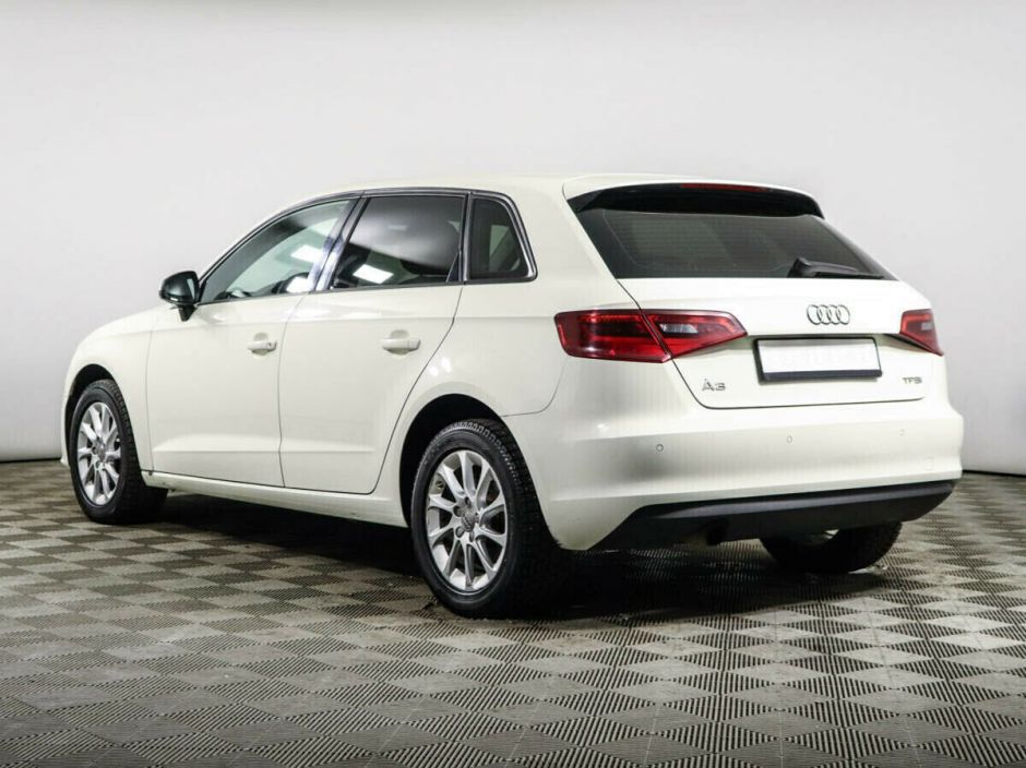Audi A3 1.2 РКПП, 2013, 133 000 км фото 3