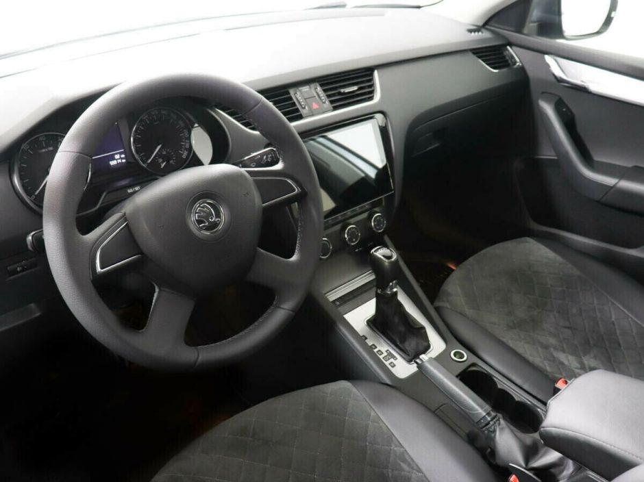 Skoda Octavia 1.4 РКПП, 2013, 129 000 км фото 9