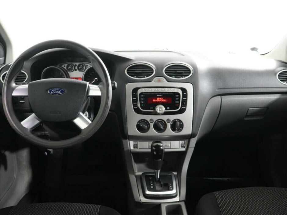 Ford Focus 1.6 АКПП, 2011, 147 000 км фото 6
