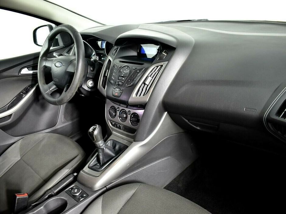 Ford Focus 1.6 МКПП, 2011, 148 000 км фото 5