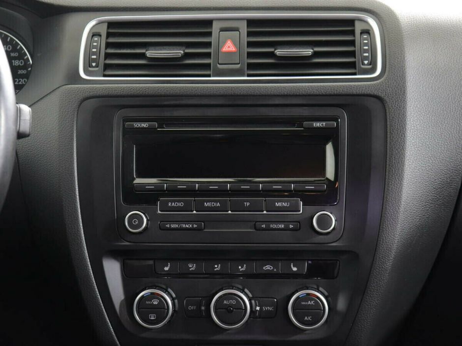 Volkswagen Jetta 1.4 РКПП, 2013, 127 000 км фото 8