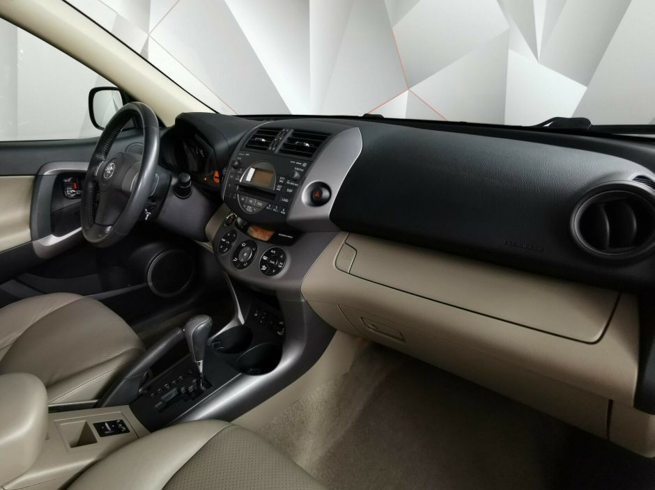 Toyota RAV4 2.0 АКПП, 2006, 208 000 км фото 9