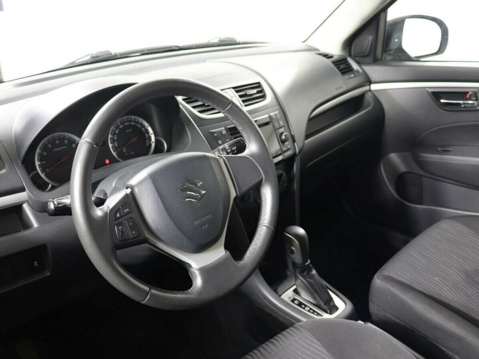 Suzuki Swift 1.2 АКПП, 2011, 151 000 км фото 5