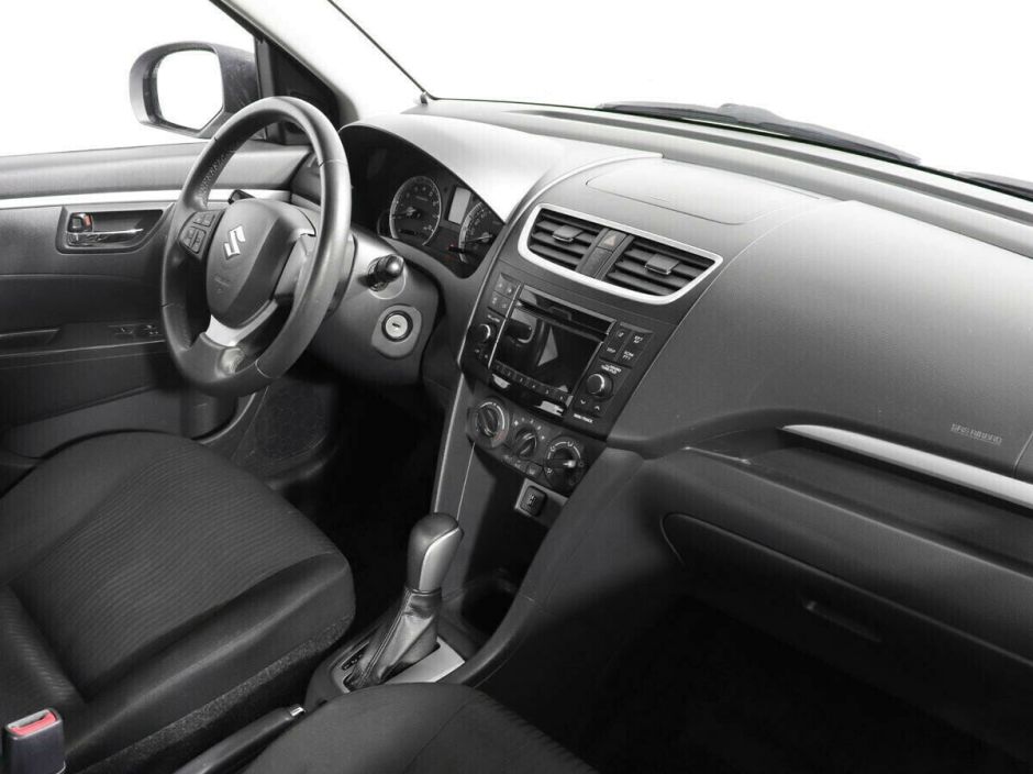 Suzuki Swift 1.2 АКПП, 2012, 131 000 км фото 8
