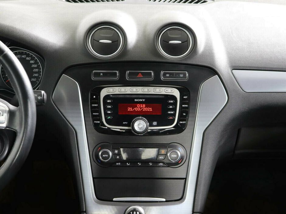 Ford Mondeo 2.0 МКПП, 2011, 158 000 км фото 7