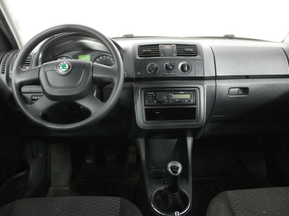 Skoda Fabia 1.2 МКПП, 2012, 133 000 км фото 5