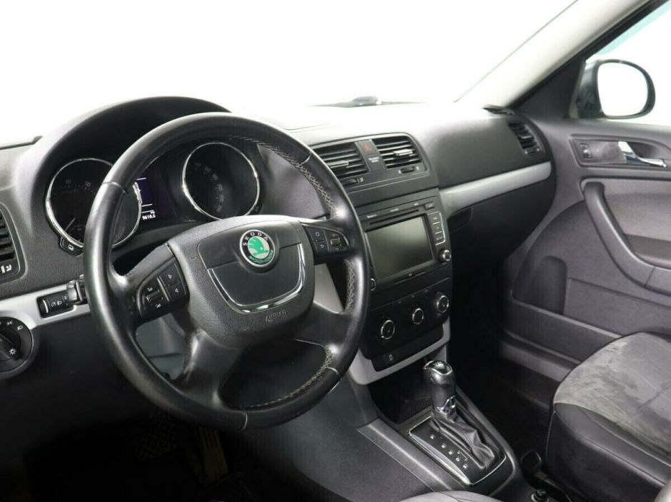 Skoda Yeti 1.4 РКПП, 2012, 136 000 км фото 8