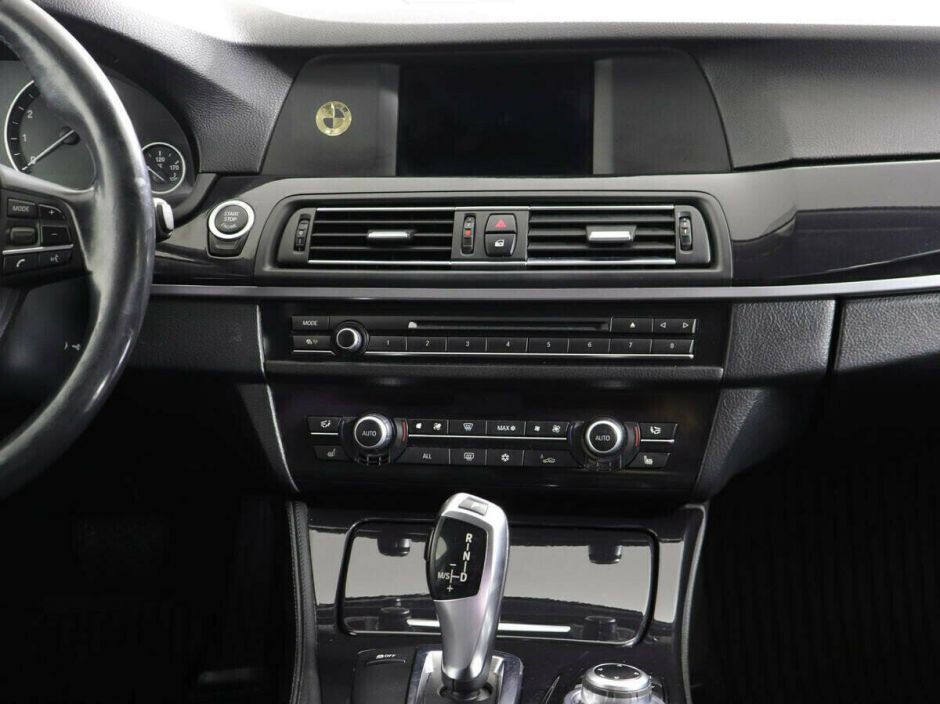 BMW 5 серии 3.0 АКПП, 2010, 164 000 км фото 8