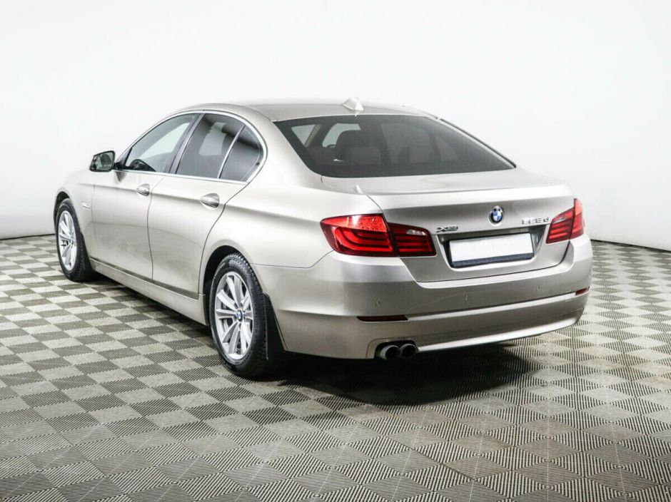 BMW 5 серии 2.0 АКПП, 2012, 131 000 км фото 3