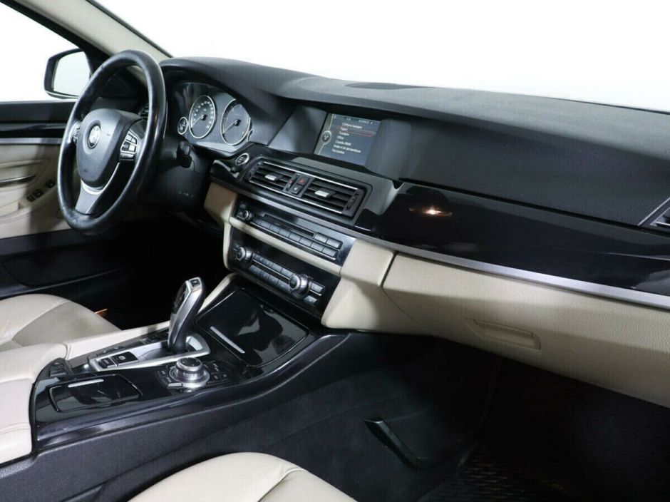BMW 5 серии 2.0 АКПП, 2012, 131 000 км фото 6