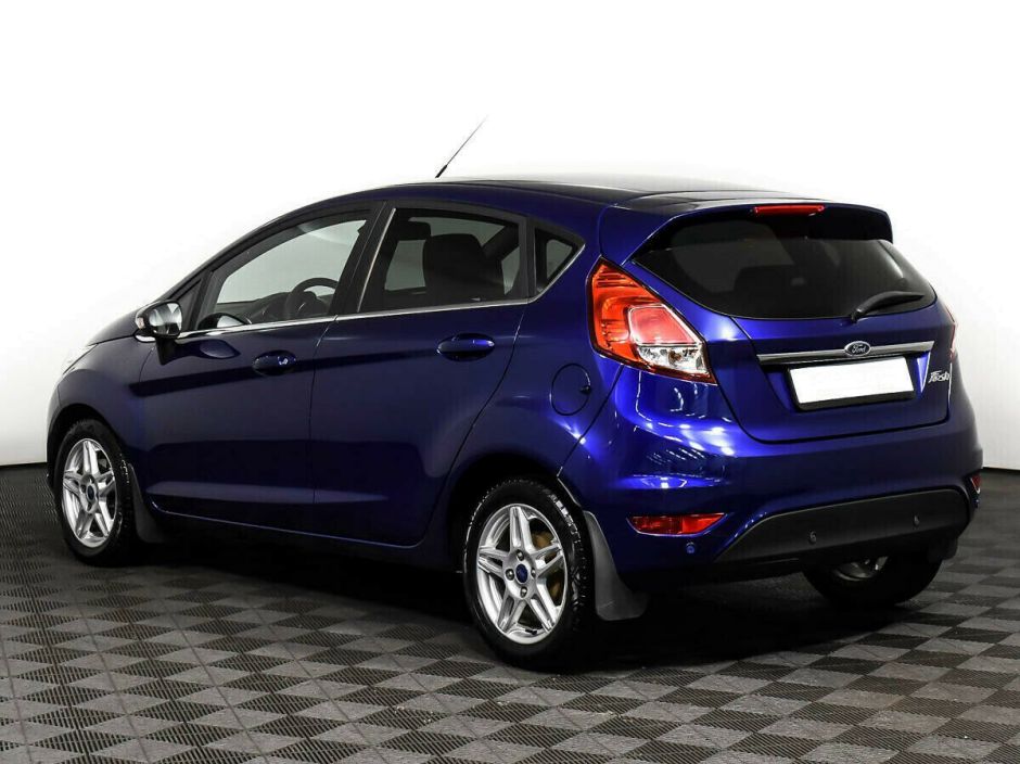 Ford Fiesta 1.6 РКПП, 2015, 106 000 км фото 4