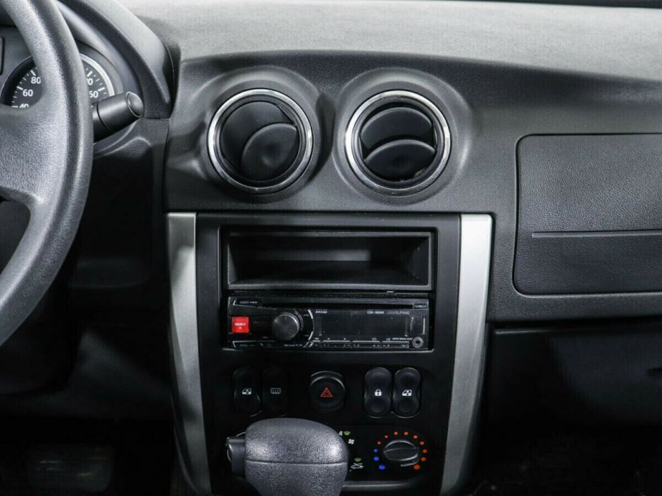 Nissan Almera 1.6 АКПП, 2016, 87 000 км фото 9