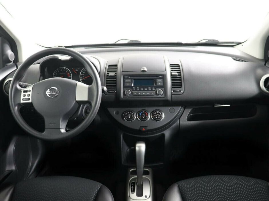 Nissan Note 1.6 АКПП, 2012, 133 000 км фото 6