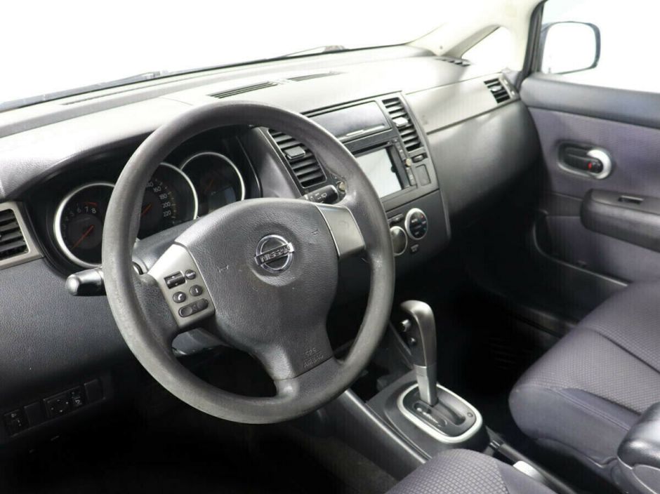 Nissan Tiida 1.5 АКПП, 2008, 181 000 км фото 6