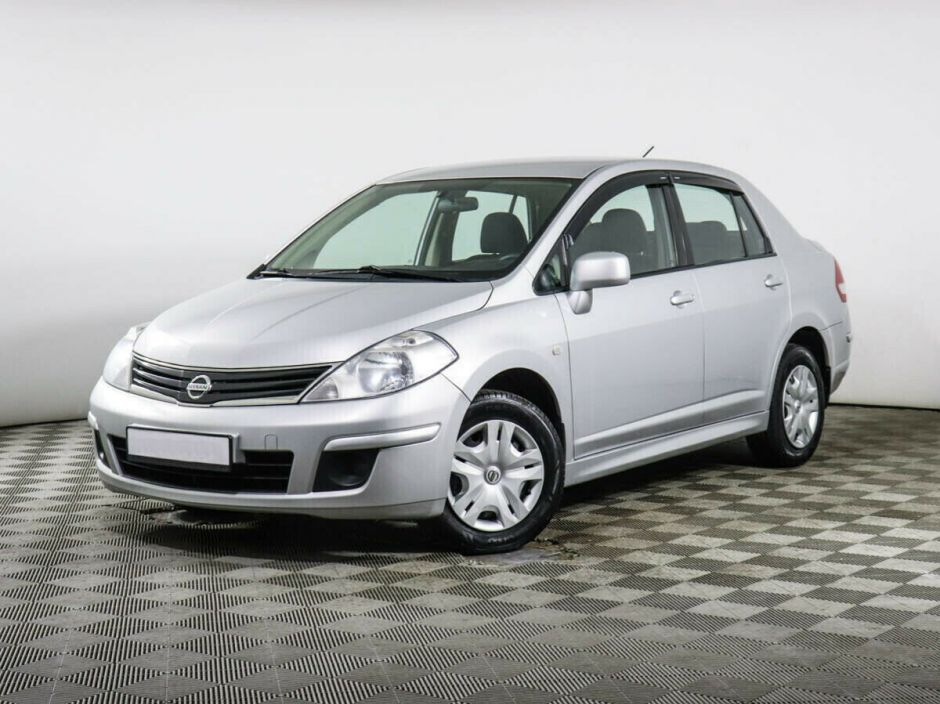 Nissan Tiida 1.6 МКПП, 2013, 132 000 км фото 1