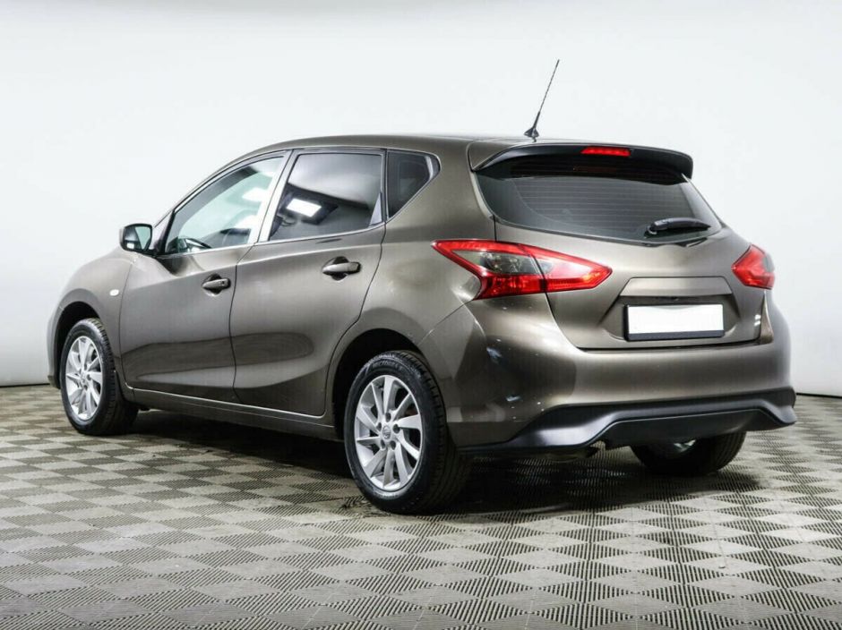 Nissan Tiida 1.6 МКПП, 2015, 104 000 км фото 3