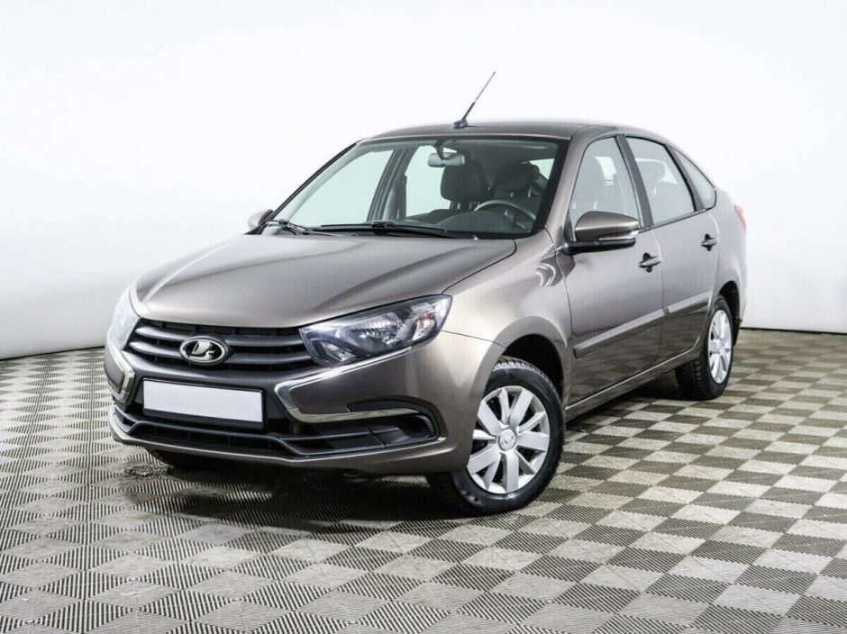 LADA (ВАЗ) Granta 1.6 МКПП, 2018, 73 000 км фото 1
