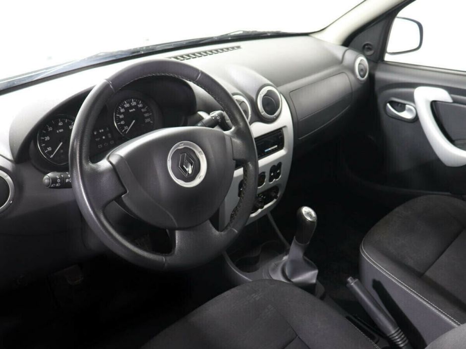Renault Sandero 1.6 МКПП, 2014, 112 000 км фото 5