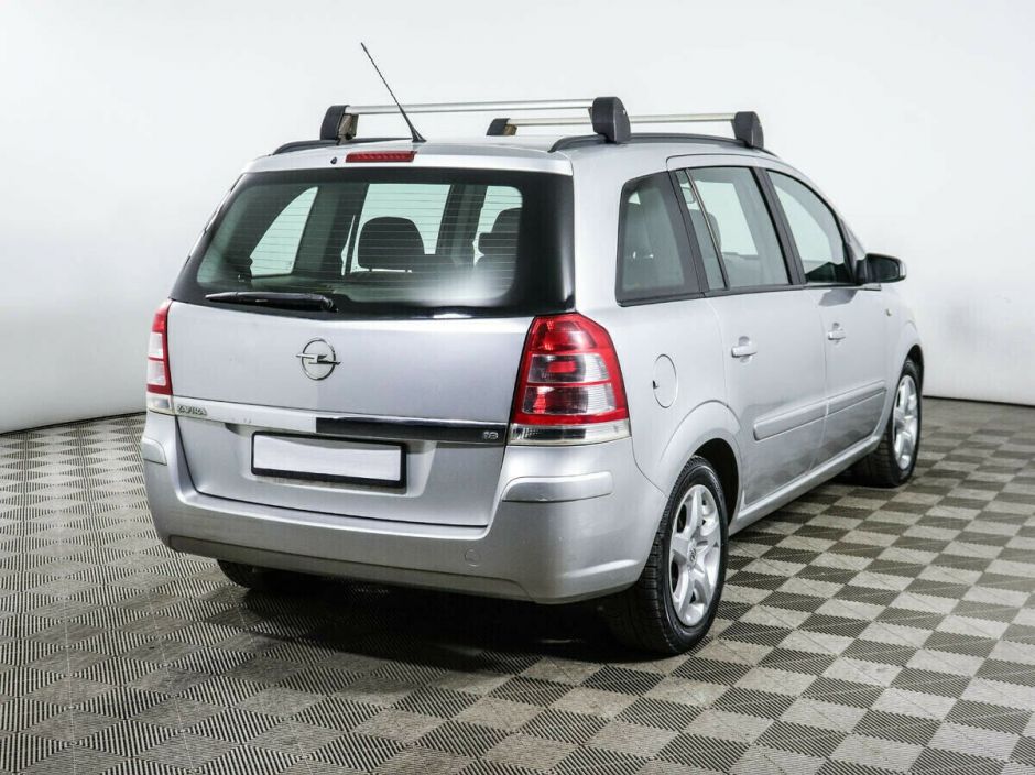 Opel Zafira 1.8 РКПП, 2009, 179 000 км фото 4
