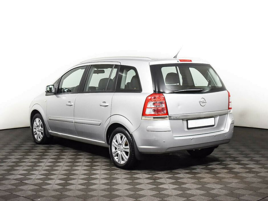 Opel Zafira 1.8 МКПП, 2014, 112 000 км фото 4