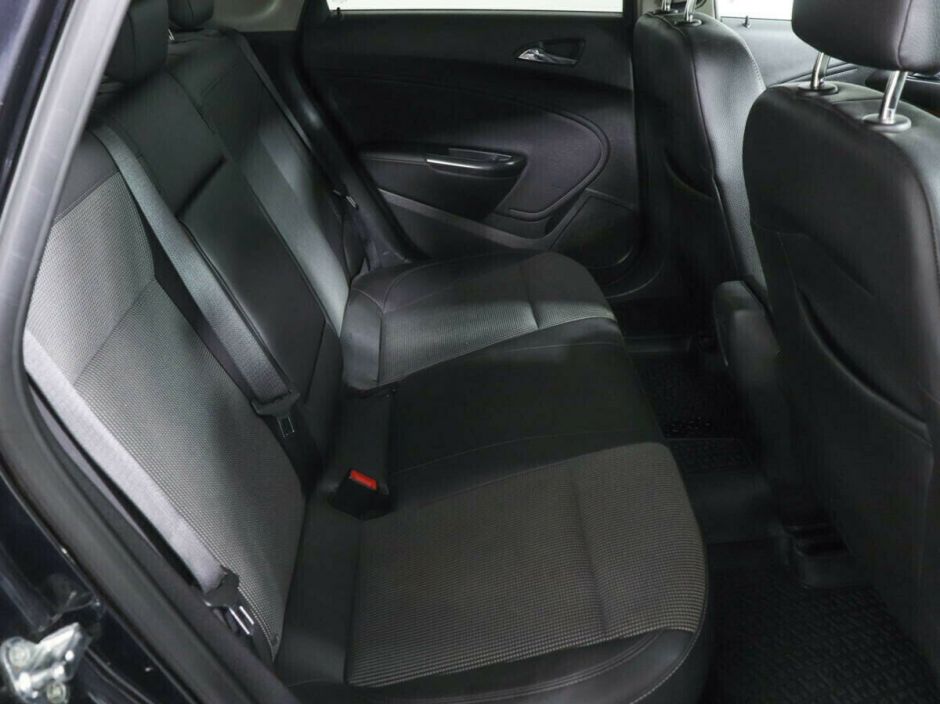 Opel Astra 1.6 АКПП, 2010, 158 000 км фото 10