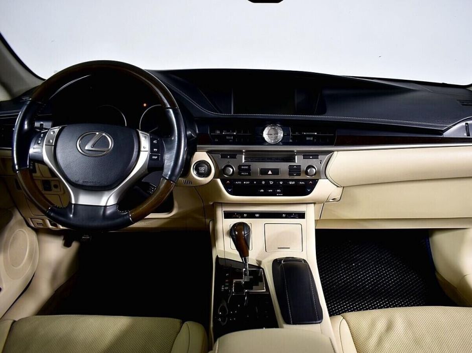 Lexus ES 2.5 АКПП, 2014, 115 000 км фото 6