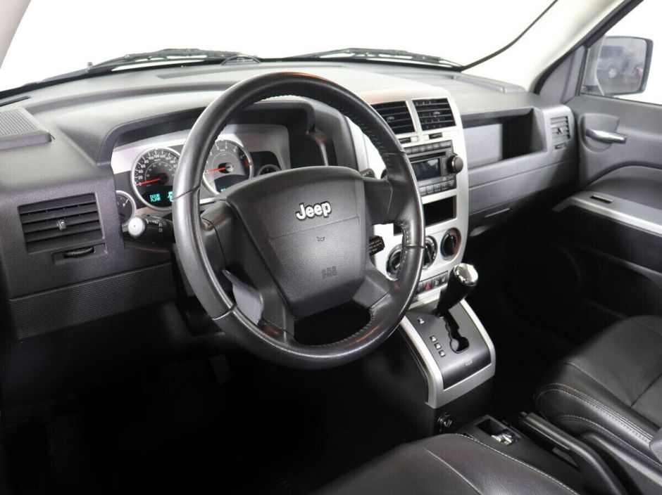 Jeep Liberty (Patriot) 2.4 CVT, 2008, 186 000 км фото 5