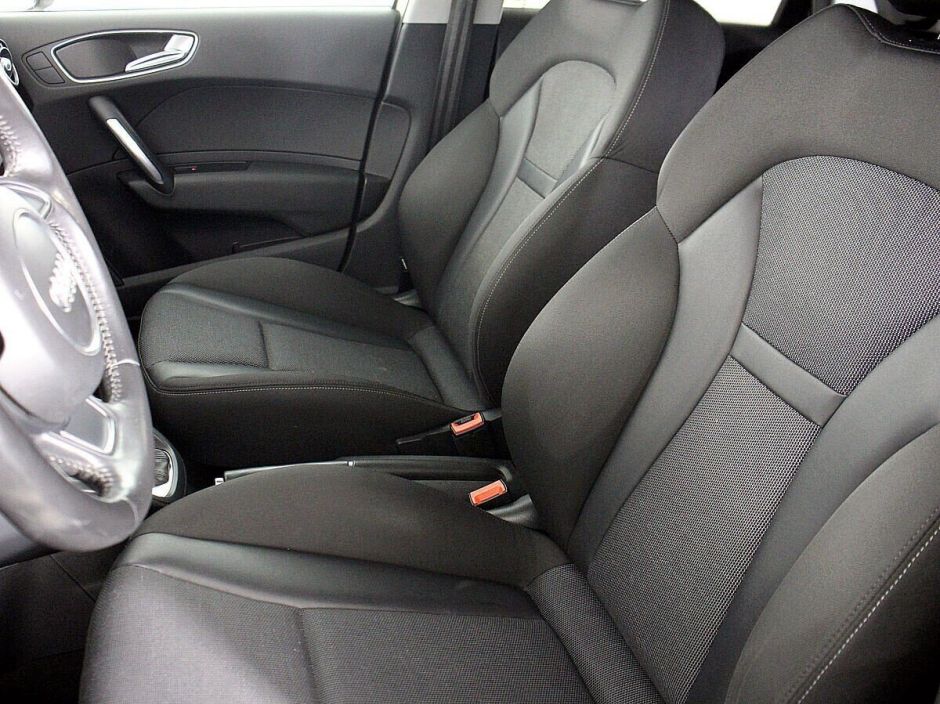 Audi A1 1.4 РКПП, 2011, 158 000 км фото 8