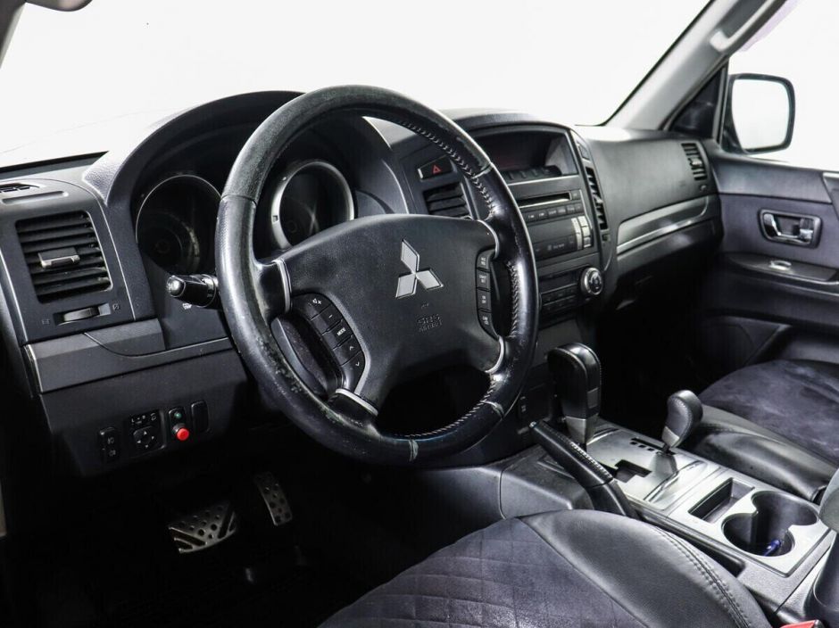 Mitsubishi Pajero 2.5 АКПП, 2006, 206 000 км фото 5
