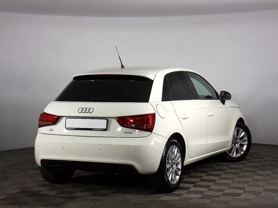 Audi A1 1.4 РКПП, 2012, 136 000 км фото 2