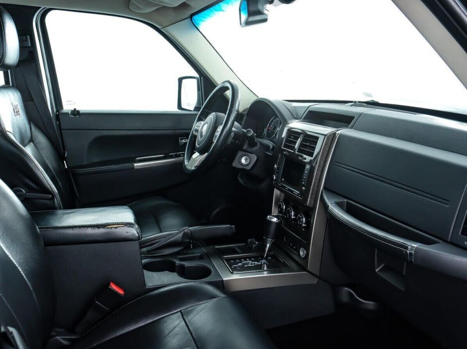 Jeep Cherokee 3.7 АКПП, 2012, 135 000 км фото 8