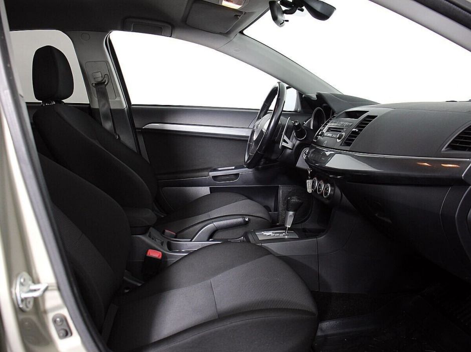 Mitsubishi Lancer 1.8 CVT, 2008, 186 000 км фото 10