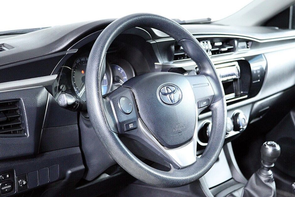 Toyota Corolla 1.6 МКПП, 2013, 128 000 км фото 5