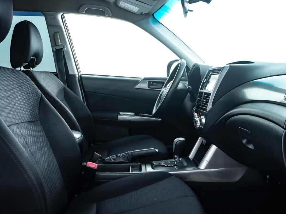 Subaru Forester 2.0 АКПП, 2010, 160 000 км фото 8