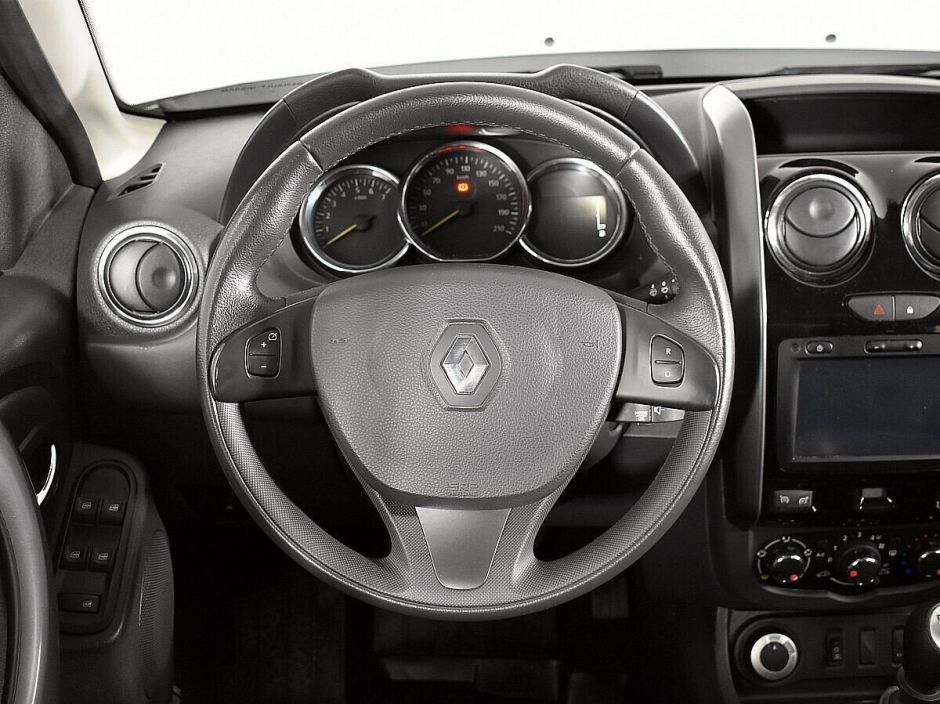 Renault Duster 1.5 МКПП, 2018, 67 000 км фото 8