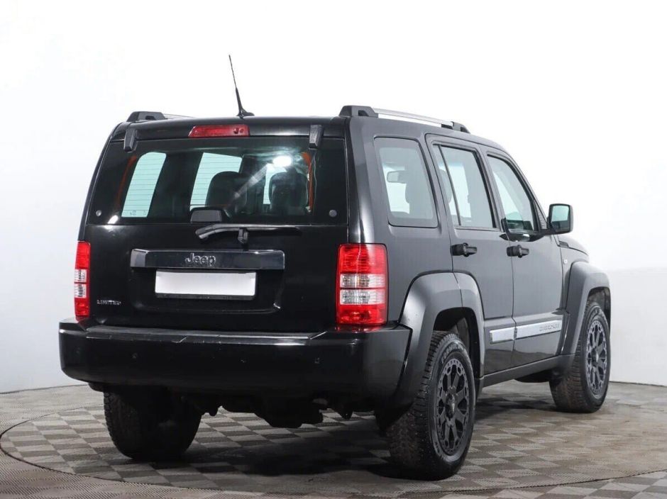 Jeep Cherokee 3.7 АКПП, 2011, 148 000 км фото 2