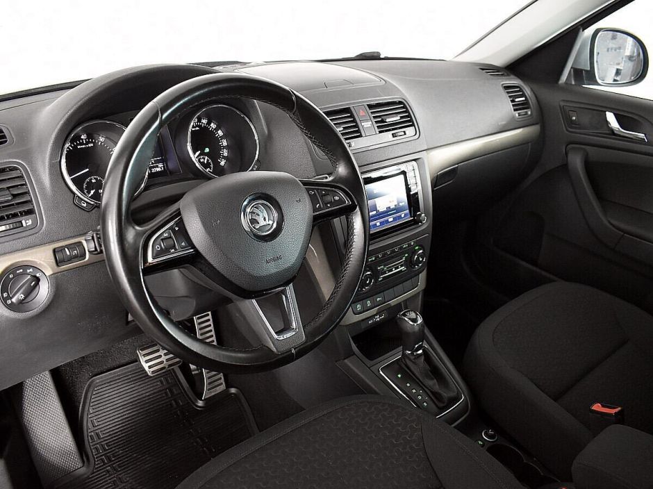 Skoda Yeti 1.4 РКПП, 2016, 89 000 км фото 8