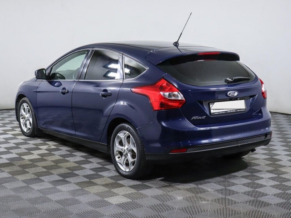 Ford Focus 1.6 РКПП, 2012, 140 000 км фото 7