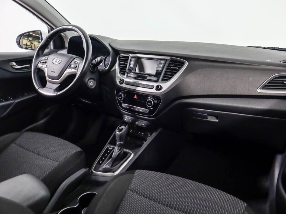 Hyundai Solaris 1.6 АКПП, 2017, 74 000 км фото 9