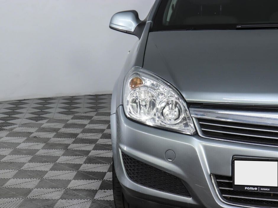 Opel Astra 1.8 МКПП, 2012, 146 000 км фото 15