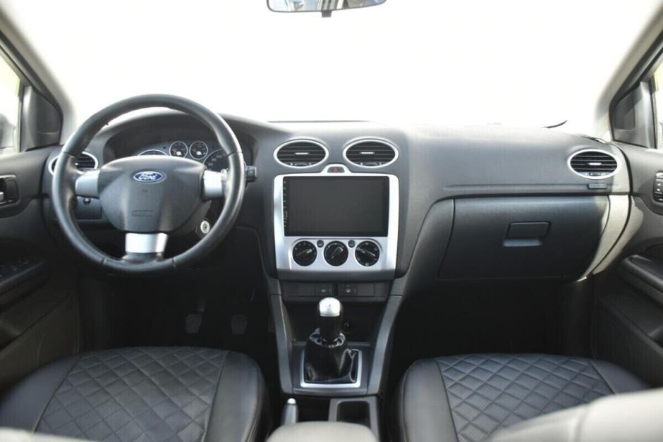 Ford Focus 1.8 МКПП, 2006, 215 000 км фото 12