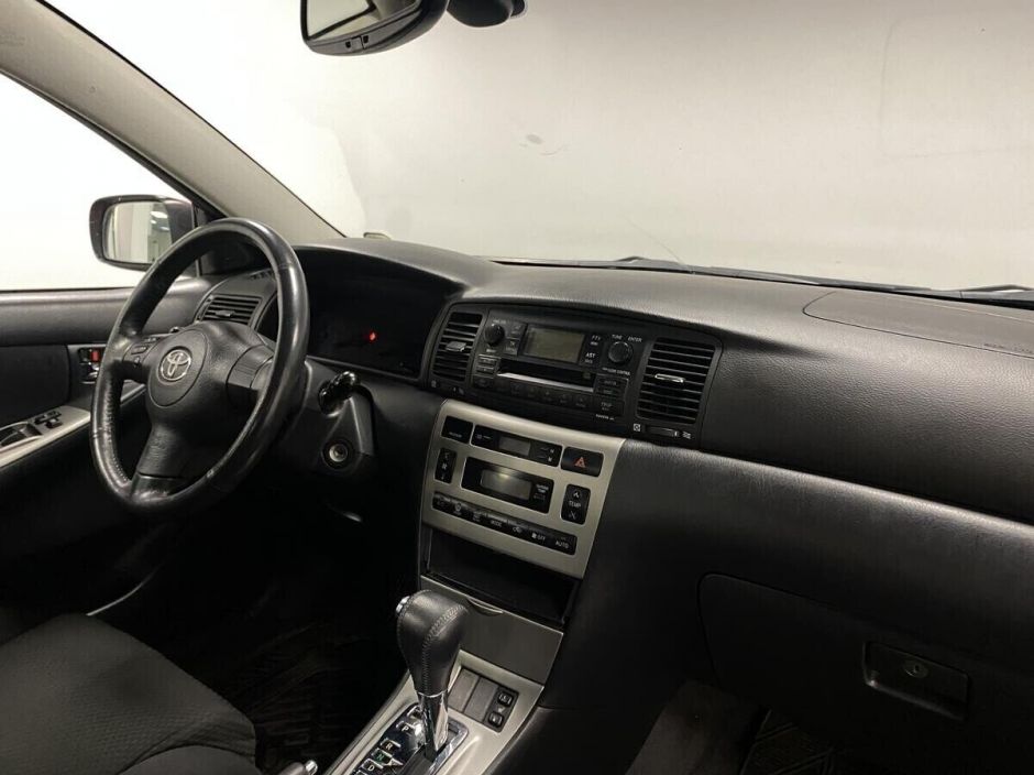 Toyota Corolla 1.5 АКПП, 2004, 232 000 км фото 11