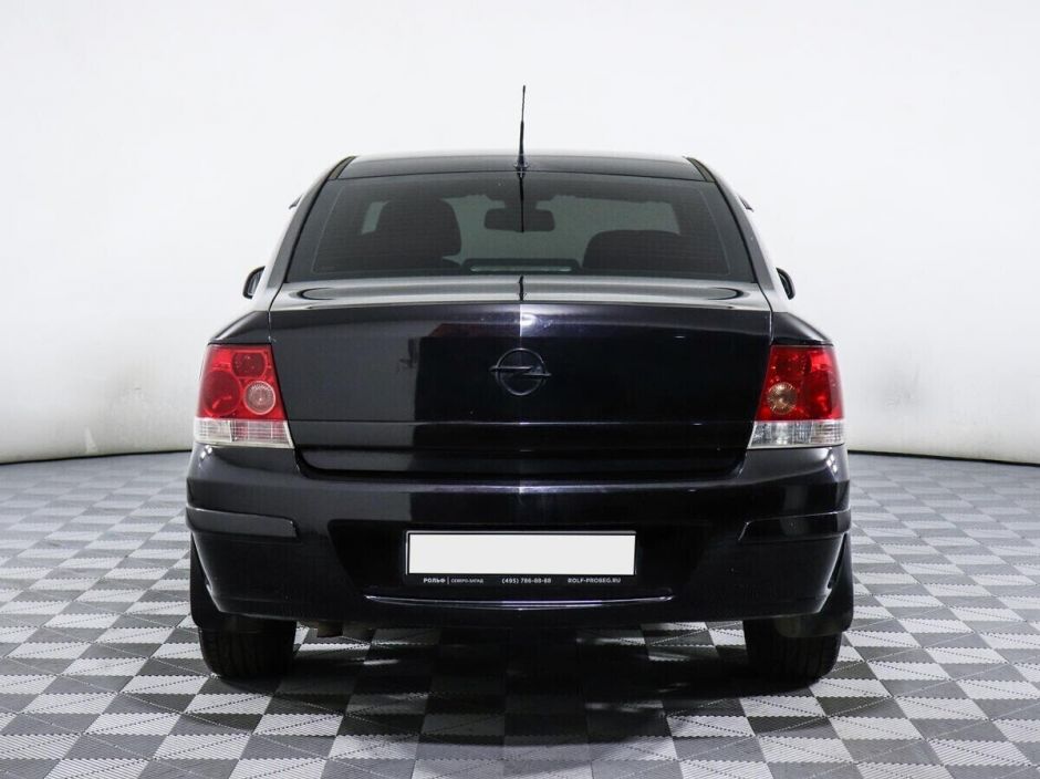 Opel Astra 1.8 АКПП, 2011, 154 000 км фото 5